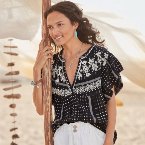 Sundance Tops - Sundance Electra Top Black Gauze Boho Embroidered Raw Edge Sleeves Sz M